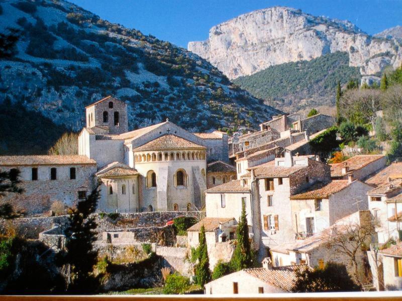 Charmante Maison A Saint Guilhem Le Desert المظهر الخارجي الصورة